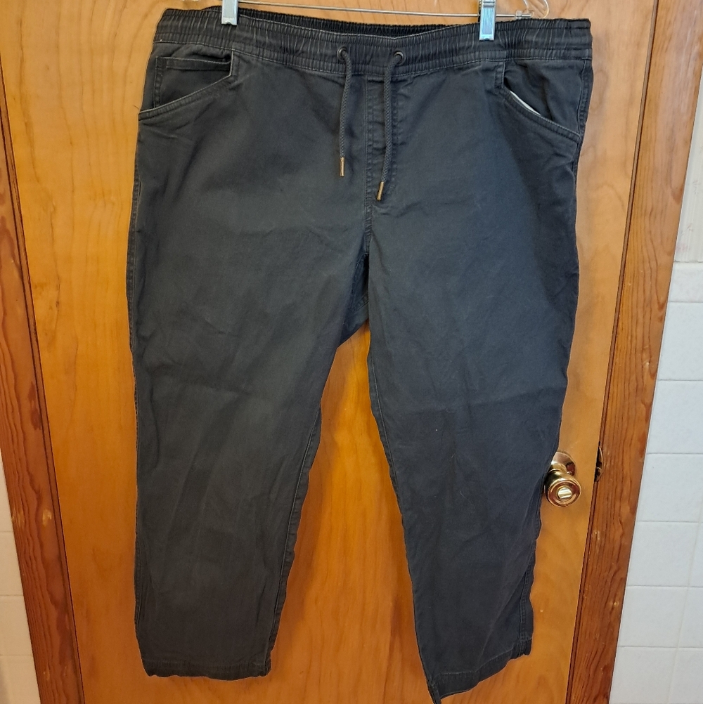 L.L. Bean Men's Charcoal Joggers